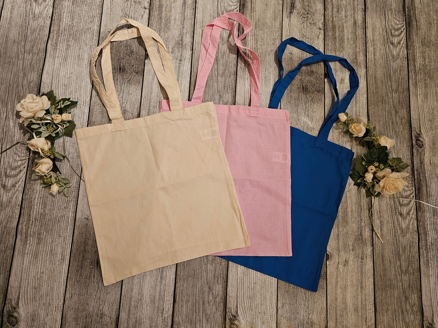 Einkaufstasche personalisiert mit Hunderasse Wunschmotiv und Wunschtext individualisiert durch die Pfötchenboutique hier verschiedene Farben