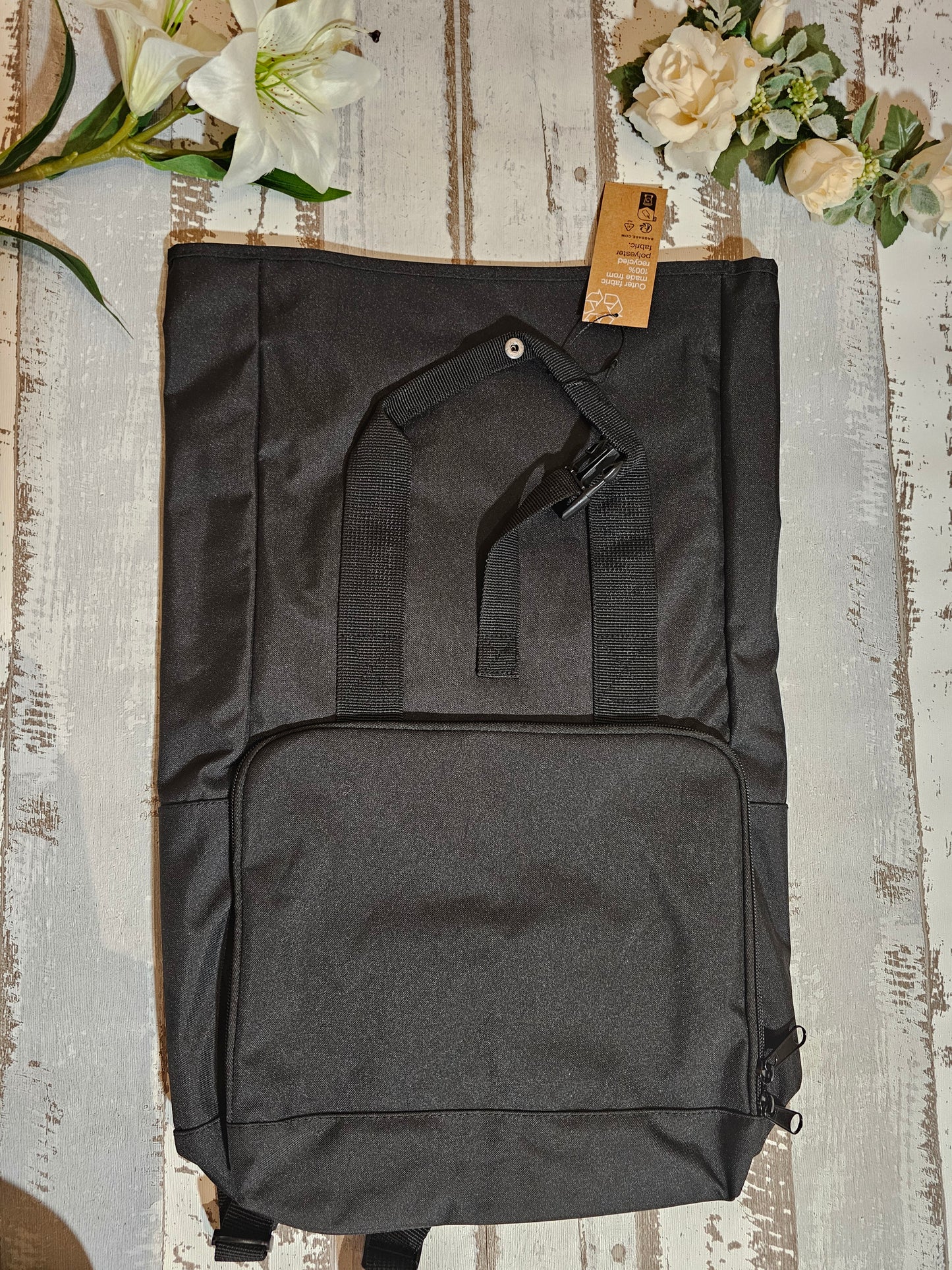Rolltop Rucksack bestickt mit Hundemotiv nach Wahl von der Pfötchenboutique