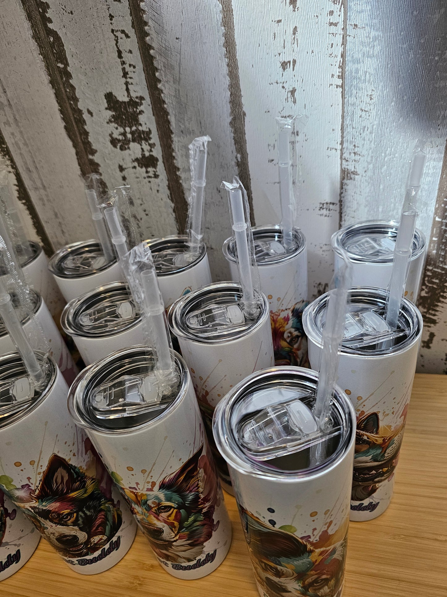 Tumbler bzw Becher für Kaltgetränke mit Wunschmotiv Hund oder Katze, designed durch die Pfötchenboutique