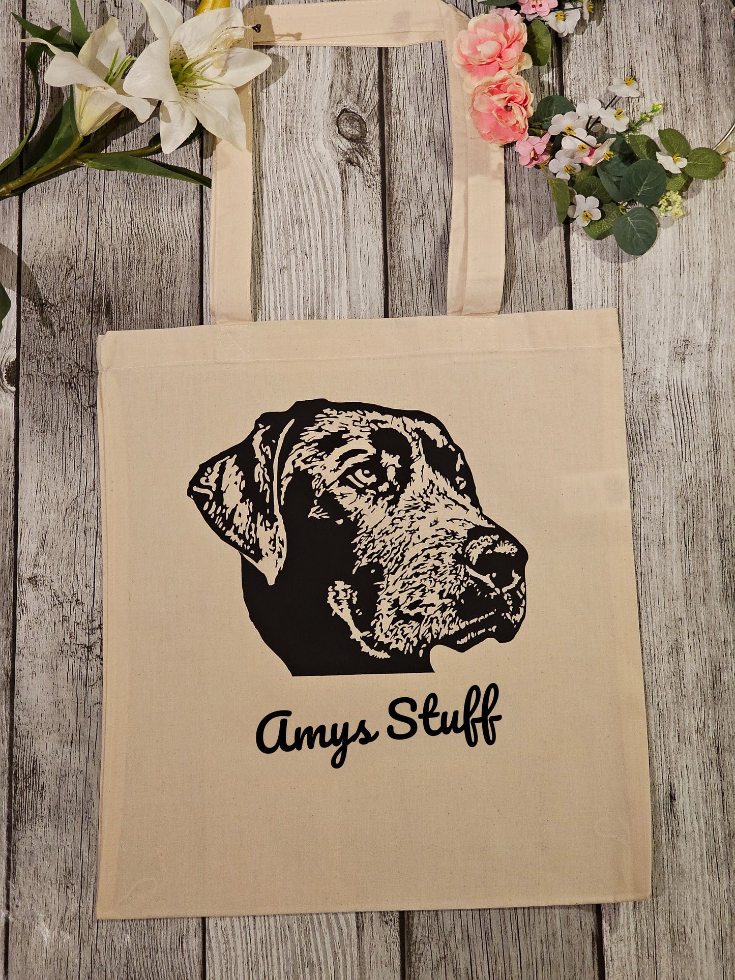 Einkaufstasche personalisiert mit Hunderasse Wunschmotiv und Wunschtext individualisiert durch die Pfötchenboutique hier mit Labrador