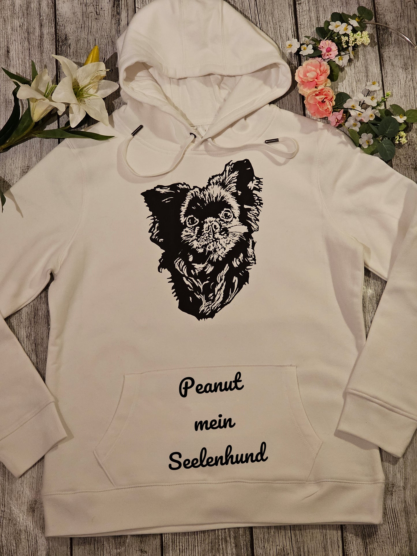 Kapuzenpullover für Damen mit Wunschmotiv und Wunschtext personalisierbar Auswahl mehrerer Hundemotive hier Chihuahua von der Pfötchenboutique