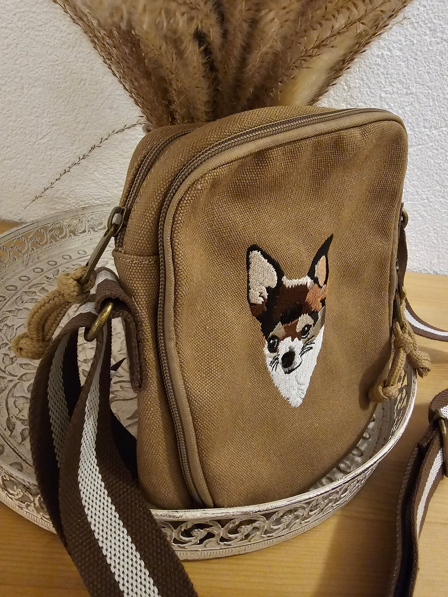 Gassitasche mit gesticktem Tierportrait der Pfötchenboutique