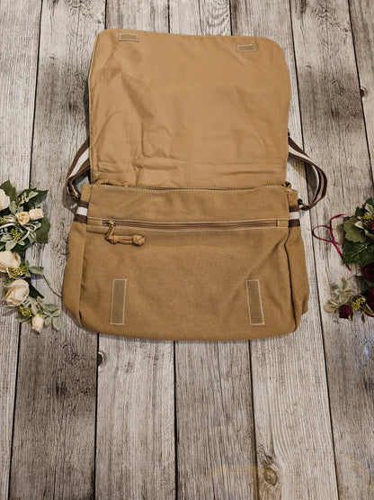 Umhängetasche mit Wunschmotiv Hunderasse und Wunschtext personalisiert als Geschenkidee durch die Pfötchenboutique