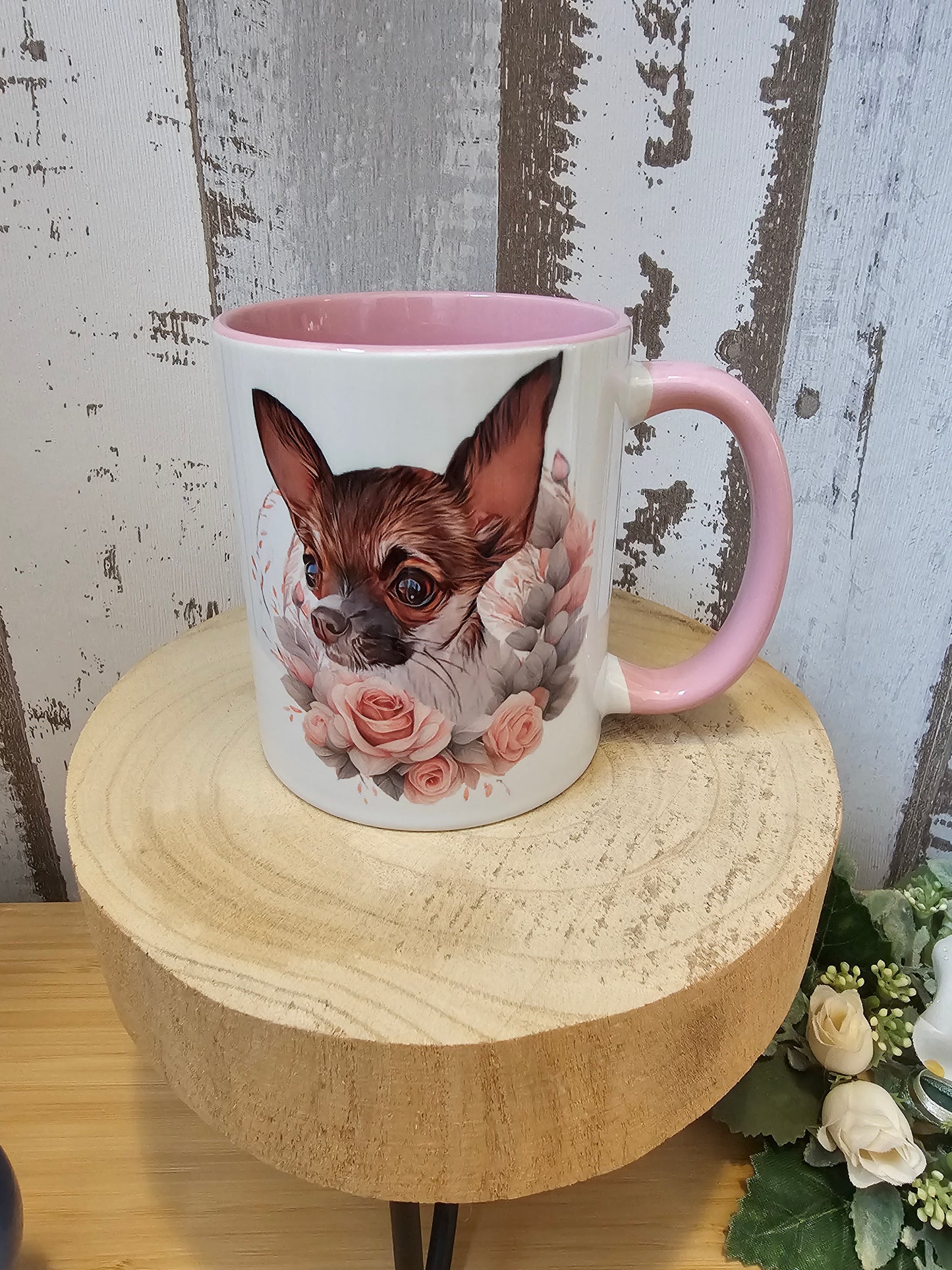 Zweifarbige Tasse mit Hundemotiv personalisierbar durch Pfötchenboutique