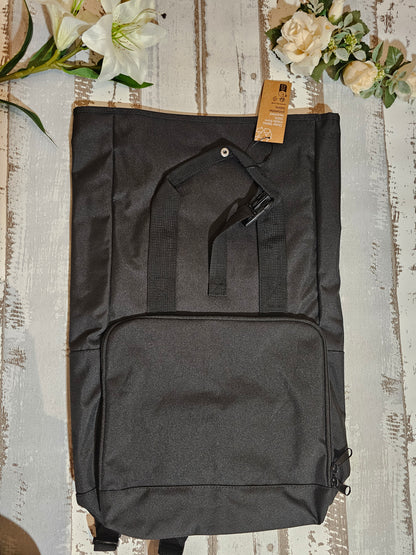 Rolltop Rucksack bestickt mit Hundemotiv nach Wahl von der Pfötchenboutique