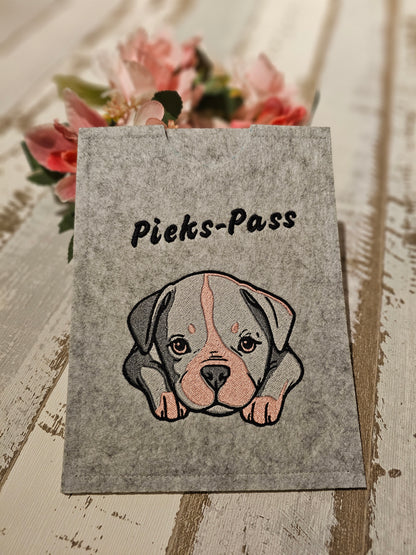 Hüllen für den EU Heimtierausweis und den Impfpass von Haustieren, bestickt mit Wunschmotiv Hund, Katze oder Hase durch die Pfötchenboutique