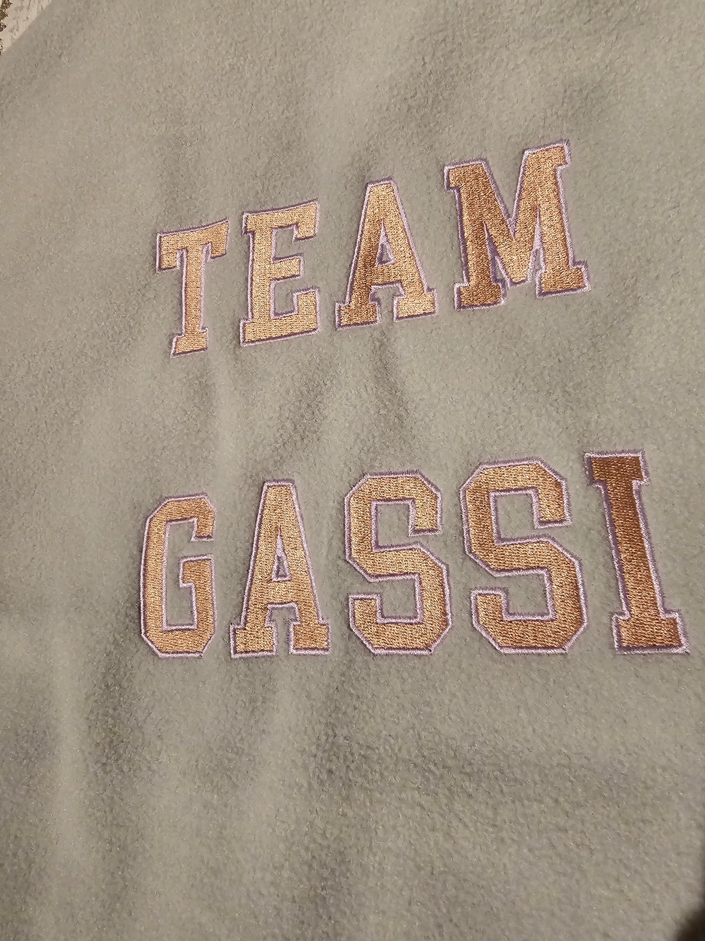 Bestickte Gassi Jacke "Team Gassi" in verschiedenen Farben