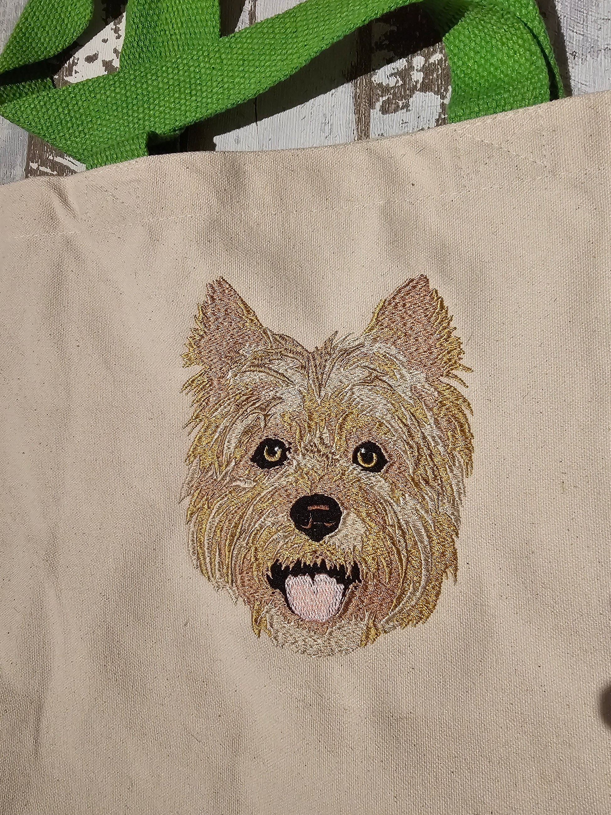 Bestickte Jutetasche mit verschiedenen Hundemotiven, hier ein Yorkshire Terrier der Pfötchenboutique