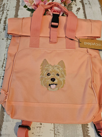Rolltop Rucksack bestickt mit Hundemotiv nach Wahl von der Pfötchenboutique