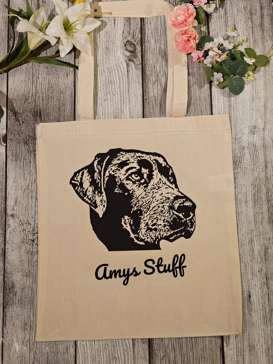 Einkaufstasche personalisiert mit Hunderasse Wunschmotiv und Wunschtext individualisiert durch die Pfötchenboutique hier mit Labrador